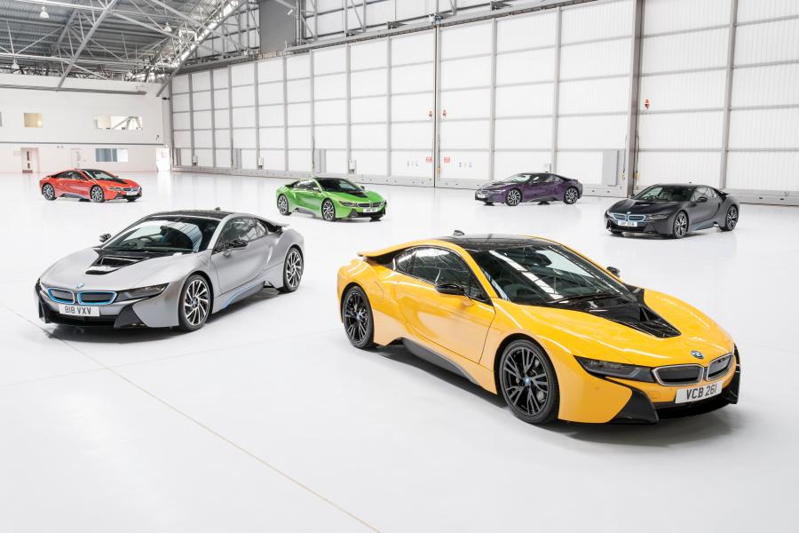  BMW i8 Individual (I12) 2016 года  (UK) (фото 7 из 9)